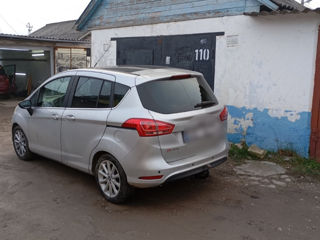 Ford B-Max foto 8