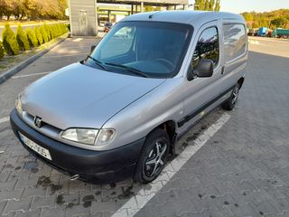 Peugeot Partner foto 1