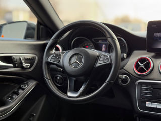 Mercedes CLA foto 8