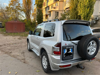 Mitsubishi Pajero foto 5