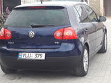 Volkswagen Golf foto 1