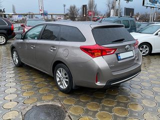 Toyota Auris foto 7