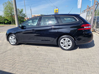 Peugeot 308 foto 2