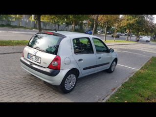 Renault Clio foto 5