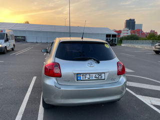 Toyota Auris foto 3