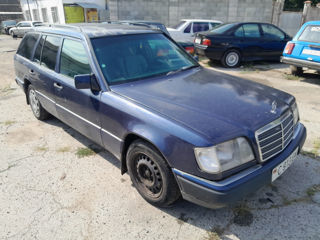 Mercedes Series (W124) foto 3