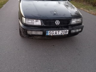 Volkswagen Passat foto 2