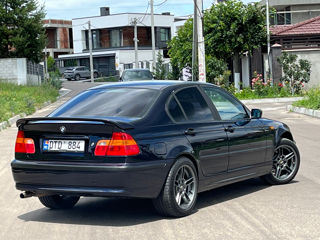 BMW 3 Series foto 4