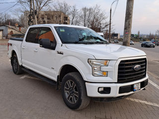 Ford F-150 foto 2