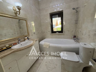 Casă în 2 niveluri! Buiucani, 240m2 + 5 ari. str. Ștefan Neaga. Reparație Premium! foto 16