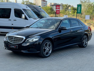 Mercedes E-Class foto 1