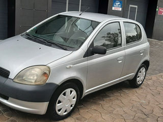 Toyota Yaris foto 3