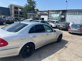 Mercedes E-Class foto 3