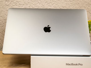 Macbook Pro 15 2019/ Core I9 9880H/ 32Gb Ram/ Radeon Pro 555X/ 512Gb SSD/ 15.4" Retina! foto 13