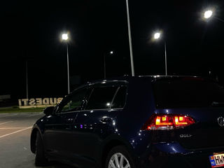 Volkswagen Golf foto 2