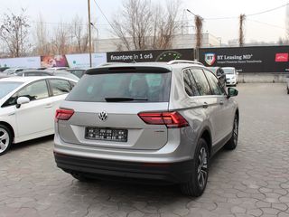 Volkswagen Tiguan foto 3