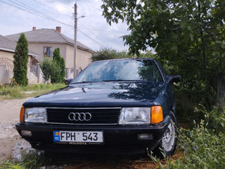 Audi 100