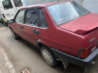 Lada / ВАЗ 21099 foto 4