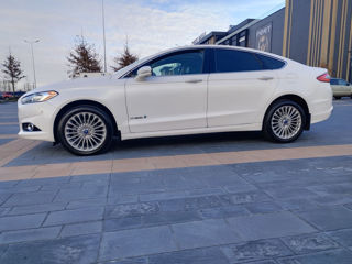 Chirie auto- rent a car Ford Fusion  Hybrid машина свободна foto 5