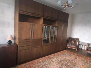 Apartament cu 1 cameră, 44 m², Buiucani, Chișinău foto 2