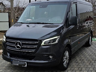 Mercedes V-Class