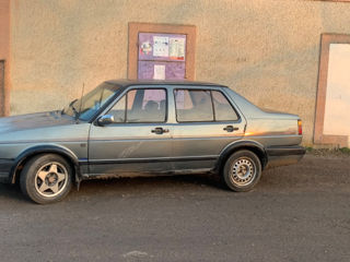 Volkswagen Jetta foto 2