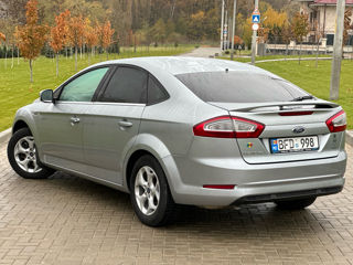 Ford Mondeo foto 5