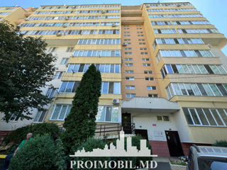 Apartament cu 2 camere, 82 m², Buiucani, Chișinău foto 9