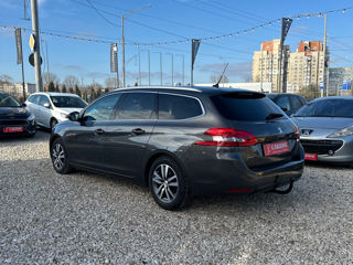 Peugeot 308 foto 3