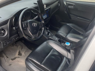 Toyota Auris foto 4