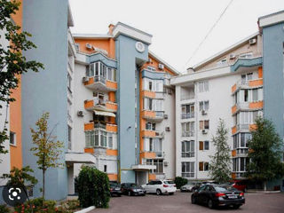 Apartament cu 3 camere, 126 m², Centru, Chișinău