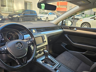 Volkswagen Passat foto 2