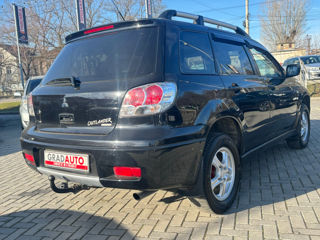 Mitsubishi Outlander foto 8