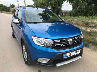 Dacia Sandero Stepway foto 1