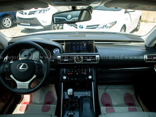 Lexus IS Series foto 8