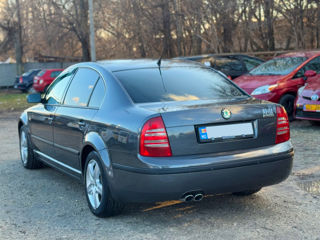 Skoda Superb foto 6