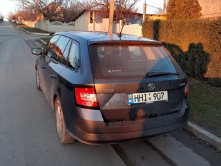 Skoda Fabia foto 2