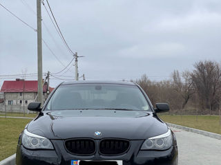 BMW 5 Series foto 4