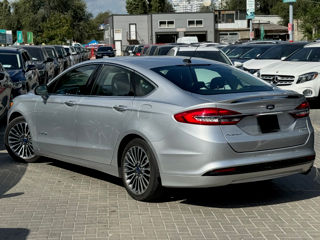 Ford Fusion foto 3