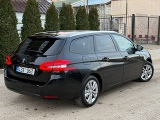 Peugeot 308 foto 4