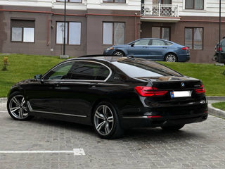 BMW 7 Series foto 5