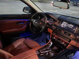 BMW 5 Series foto 8