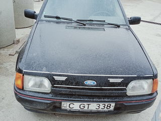 Ford Escort foto 5