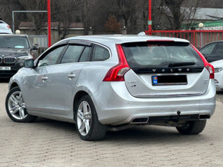 Volvo V60 foto 3