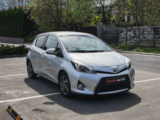 Toyota Yaris foto 2