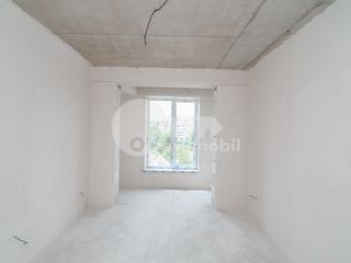 Apartament 4 camere, 114 mp, versiune albă, Centru 91000 € foto 3