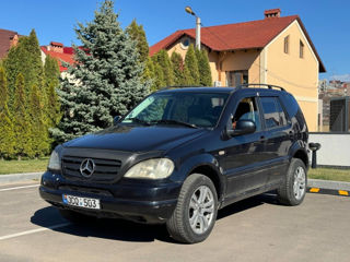 Mercedes M-Class