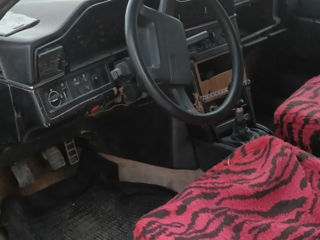 Volvo 760 foto 3