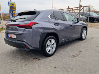 Lexus UX foto 6