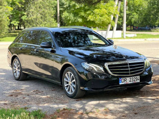 Mercedes E-Class foto 2